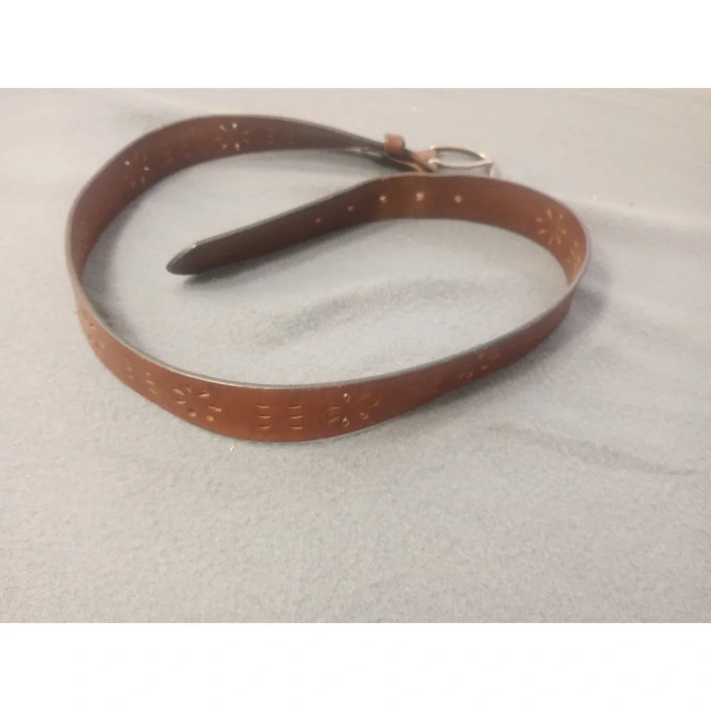 GAP Warped Brown Genuine Cow Leather Belt USA Women's Size M 36 Floral Cut Out